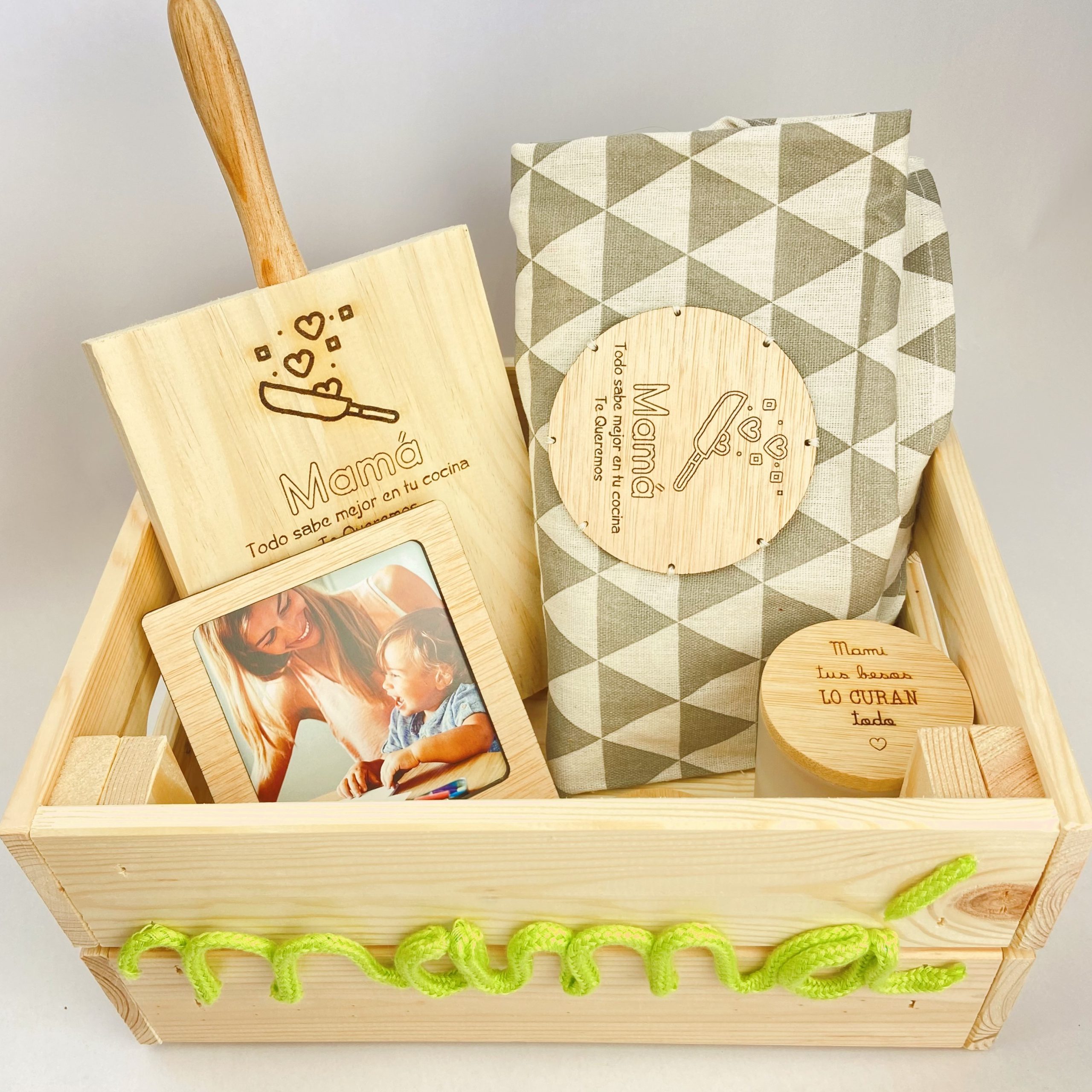 Comprar Cajas de madera personalizadas para regalo online - Holamama