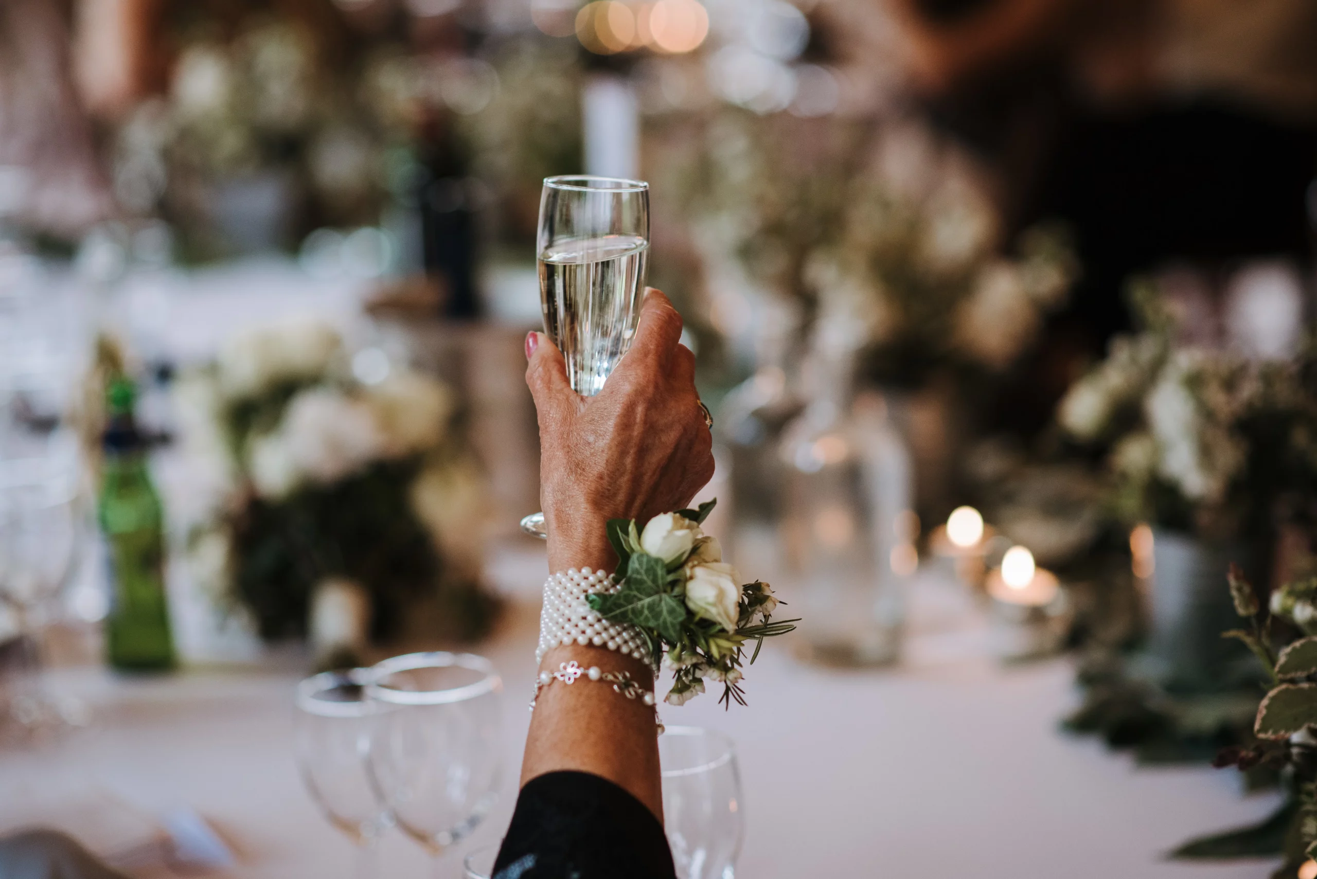 CONSEJOS PARA ELEGIR EL REGALO PERFECTO PARA TUS INVITADOS EN EVENTOS FAMILIARES